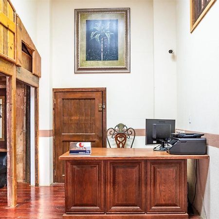 Capital O Hotel Villa Azura テカテ エクステリア 写真