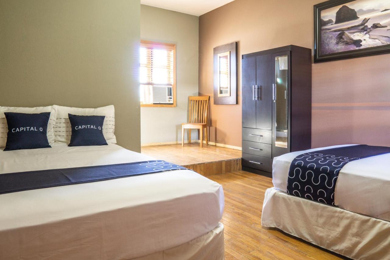 Capital O Hotel Villa Azura テカテ エクステリア 写真